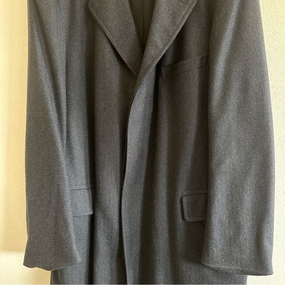 Vintage Brooks Brothers Men’s Charcoal Grey Overcoat - Picture 9 of 16